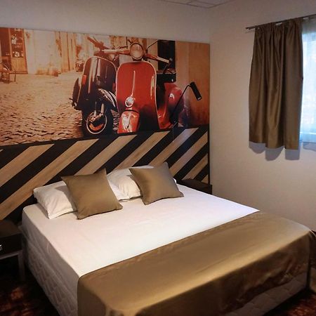 Hotel Ihtiman Ngoại thất bức ảnh