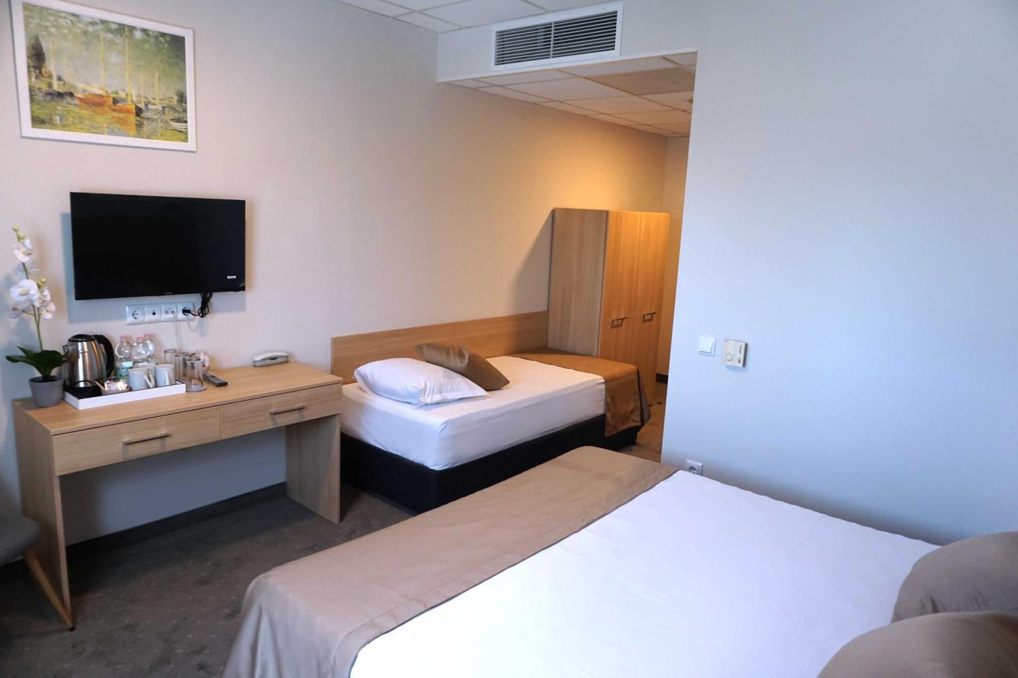 Hotel Ihtiman Ngoại thất bức ảnh