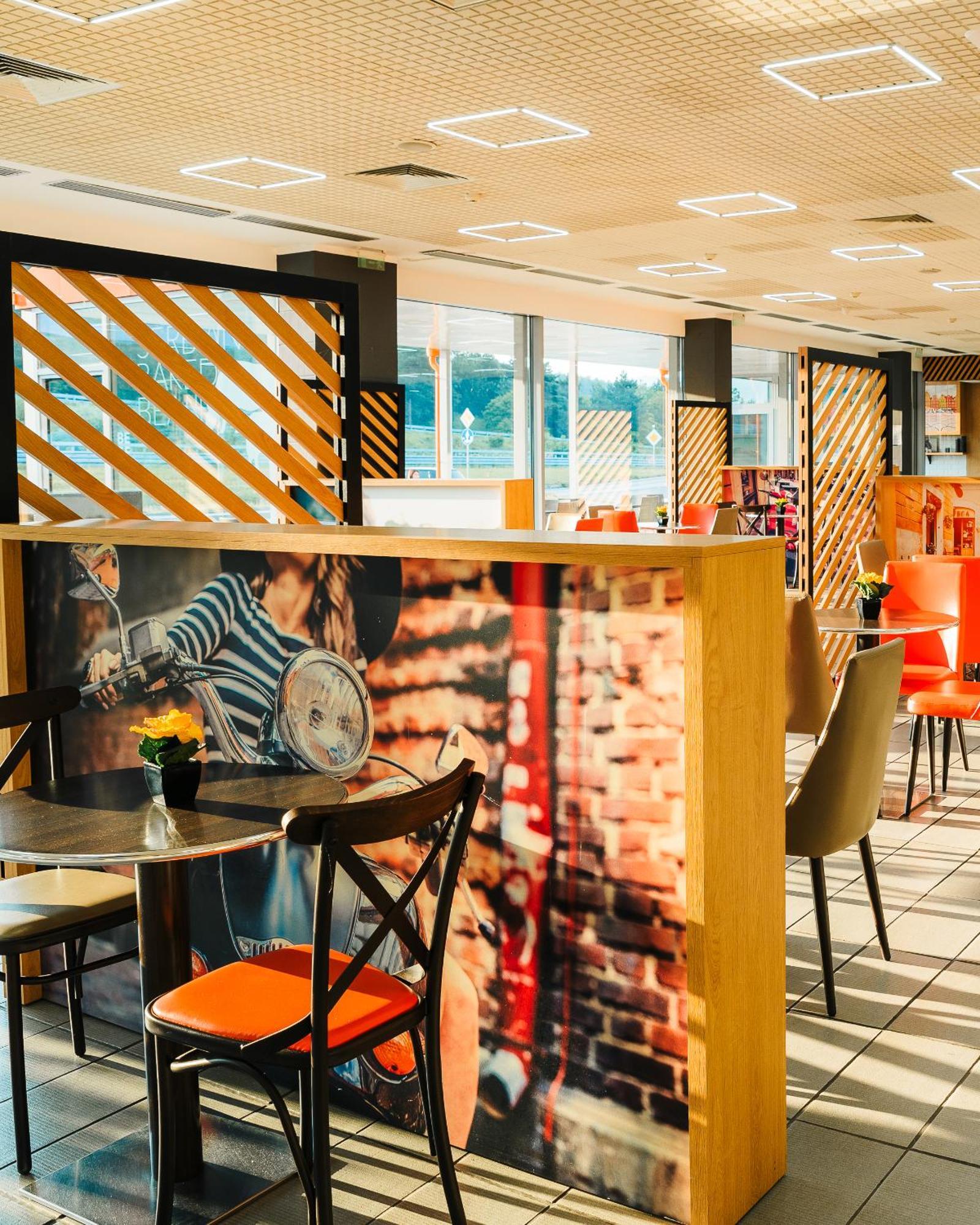Hotel Ihtiman Ngoại thất bức ảnh