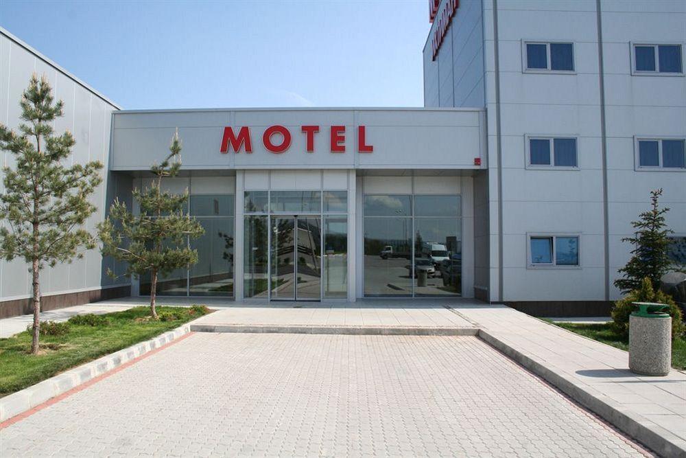 Hotel Ihtiman Ngoại thất bức ảnh